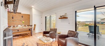 1 Mi to Marina: Cabin w/ Views Near Atwood Lake!