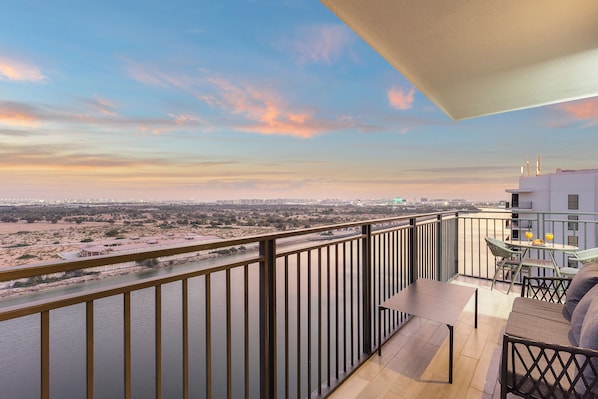 Luxury Apartment, Balcony, Canal View | Balcony
