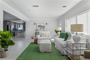 TV connectée, jeux vidéo, médiathèque