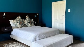 1 bedroom, iron/ironing board, bed sheets, wheelchair access