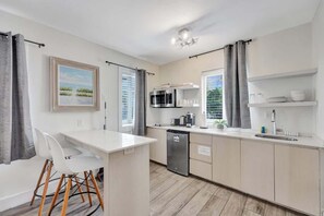 Fridge, microwave, stovetop, coffee/tea maker - Eden Escape: Walk to FLT Beach - 2204 (Fort Lauderdale)