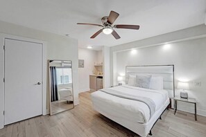Iron/ironing board, travel crib, WiFi, bed sheets