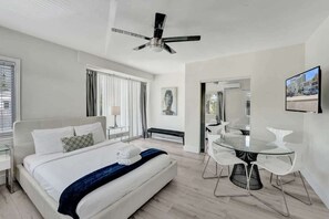 Iron/ironing board, travel crib, WiFi, bed sheets