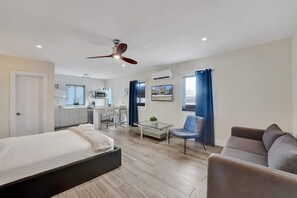 Iron/ironing board, travel cot, WiFi, bed sheets