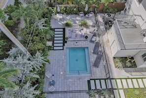 Pool - Chic Studio Steps to Fort Lauderdale Beach! (Fort Lauderdale)