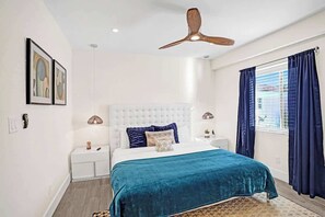 2 chambres, fer et planche à repasser, lit de bébé portatif, Wi-Fi