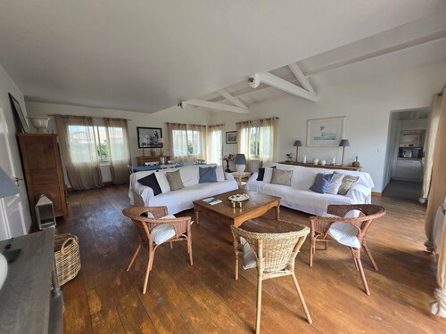 CHAMBRE SUITE 28M2 PETIT DEJ ANDERNOS LES BAINS