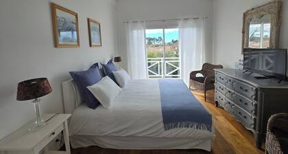 CHAMBRE SUITE 28M2 PETITS DEJS ANDERNOS LES BAINS