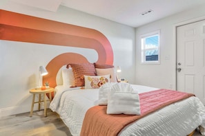6 habitaciones, tabla de planchar con plancha, cuna de viaje y wifi 
