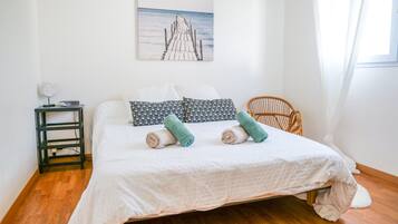 3 chambres, fer et planche Ă repasser, Wi-Fi gratuit, draps fournis