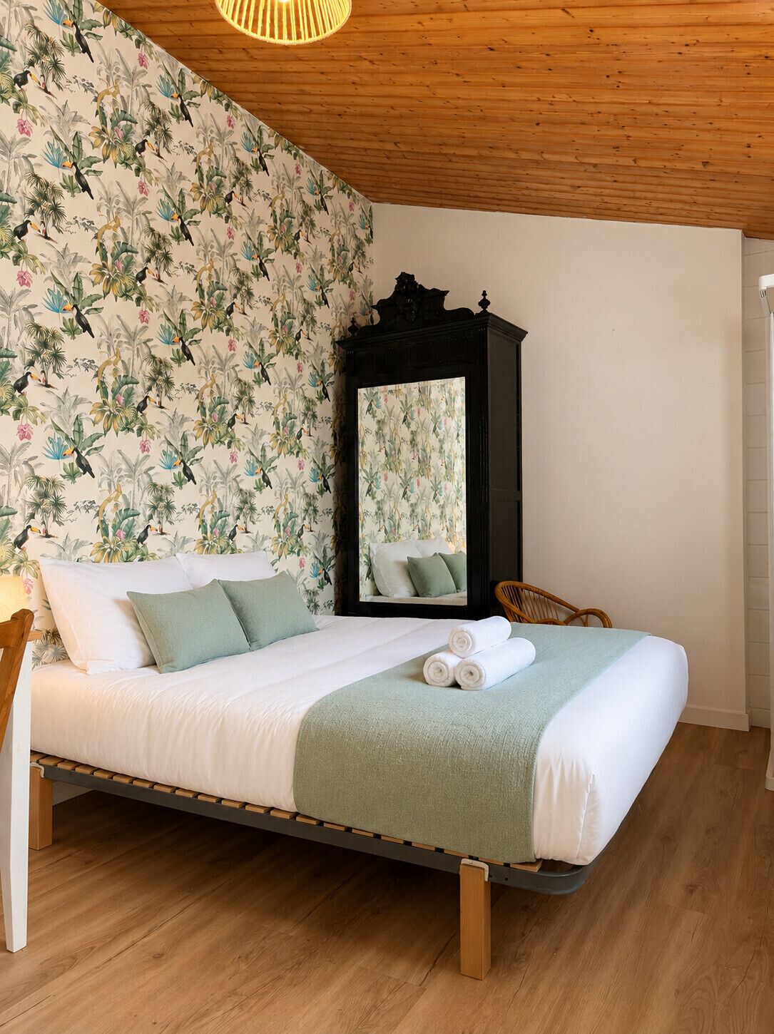 3 chambres, fer et planche à repasser, Wi-Fi gratuit, draps fournis