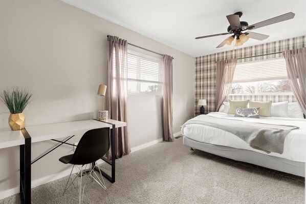 7 bedrooms, desk, iron/ironing board, travel crib