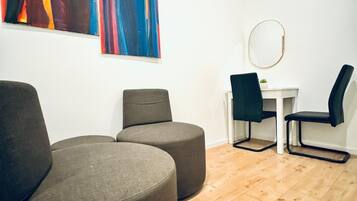 Basic Room | Iron/ironing board, free WiFi, bed sheets