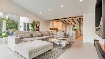 Älytelevisio, takka