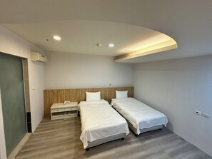 베이직 트윈룸 | 무료 WiFi, 침대 시트