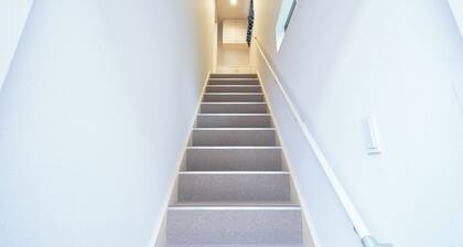 Sunny Court by Tranova