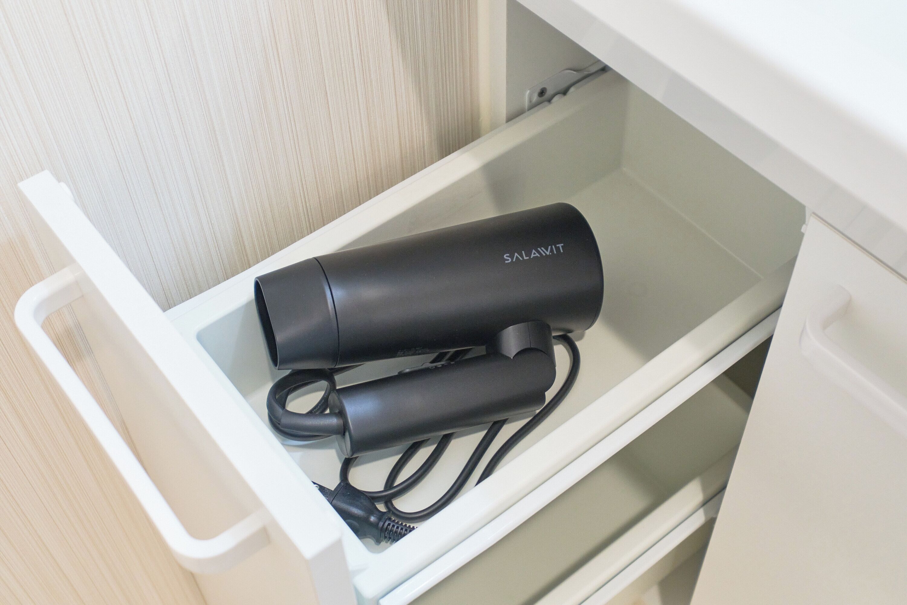 Apartment, Non Smoking (1F) | Bathroom | Combined shower/tub, hair dryer, slippers, bidet
