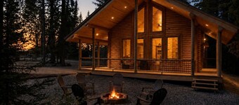 Wrangler’s Retreat | 7 Mi to YNP | Private Pond