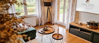 Apartment 'Landidyll Maxl' with Private Terrace, Private Garden and Wi-Fi