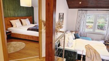 1 bedroom, free WiFi, bed sheets