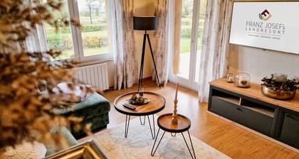 Apartment 'Landidyll Wastl' with private Terrace, Private Garden and Wi-Fi