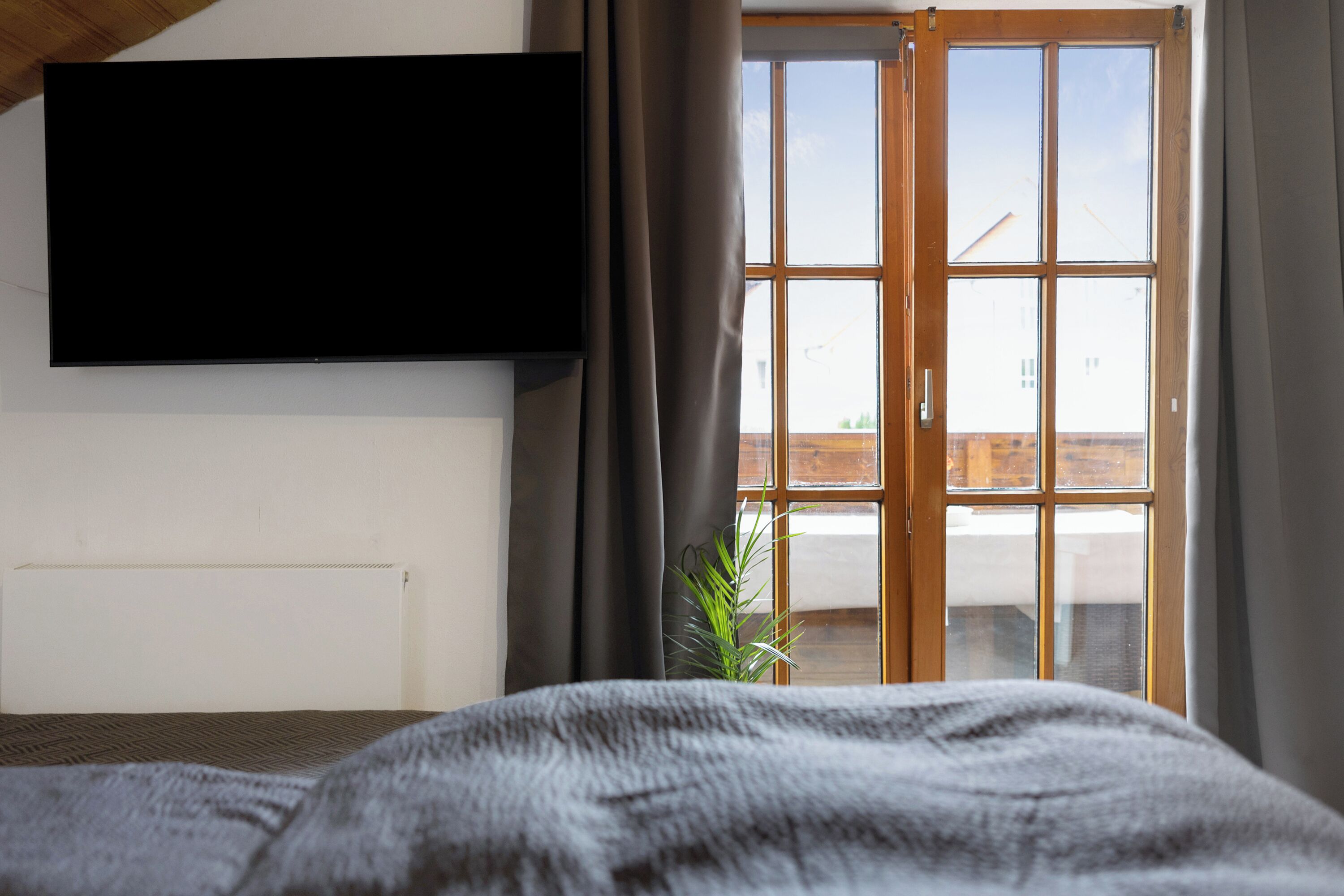 2 多间卧室、免费 WiFi、床单