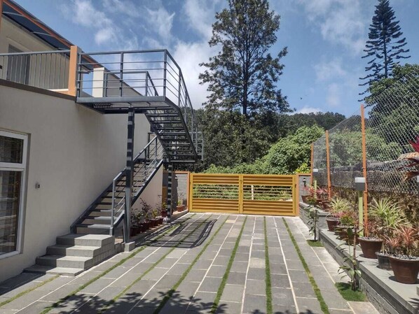 Casino - Iniyan Nestle (Yercaud)