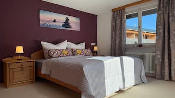 2 chambres, fer et planche à repasser, Wi-Fi gratuit, draps fournis