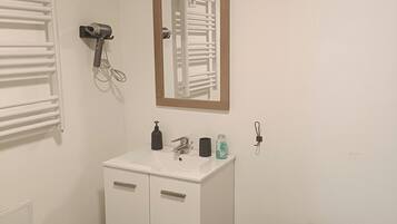 Pyyhkeet, vessapaperi