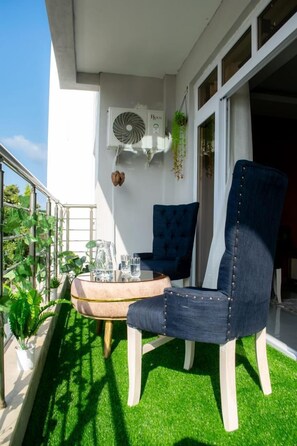 Deluxe Apartment, Balcony, City View | Balcony