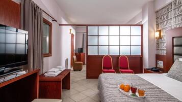 1 bedroom, iron/ironing board, bed sheets