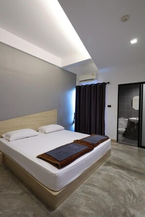 Room - Newman Hotel Donmuang (Lam Luk Ka)