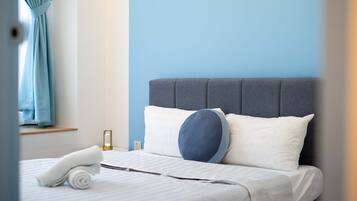 2 habitaciones, tabla de planchar con plancha, wifi y ropa de cama