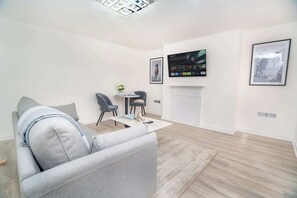 Unclassified image, 5 of 29, button