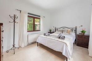 5 bedrooms, iron/ironing board, WiFi, bed sheets - Villa Can Colabor Sum (Pollença)