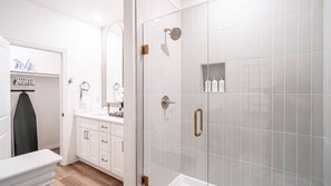 مجففات شعر، مناشف