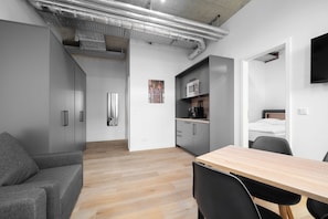 Suíte família | Área de estar | TV