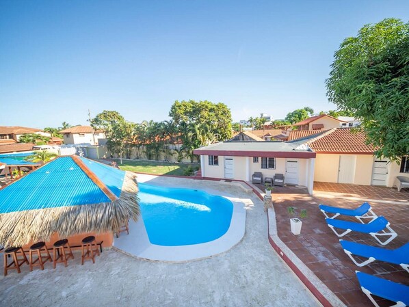 Pool - 7BR/6BA Villa: Private Pool & Steps to the Sea (Sosúa)