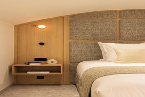 1 habitación, escritorio, tabla de planchar con plancha y wifi gratis 