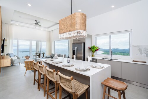 La Vista #601, brand New 3 bd Condo overlooking Tamarindo Bay