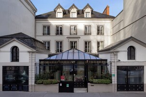 Fachada de la propiedad