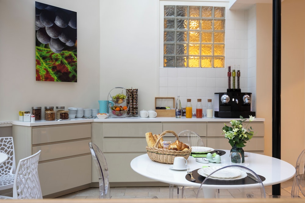 Hotel Jean Moët by null