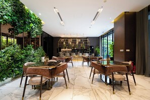 Sala de estar en el lobby