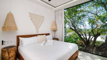 2 habitaciones, tabla de planchar con plancha, cuna de viaje y wifi