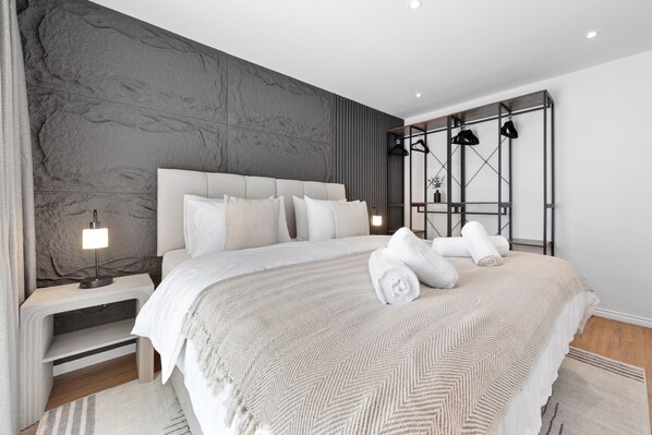 Apartment | 2 bedrooms, free WiFi, bed sheets