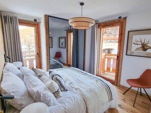 4 bedrooms, free WiFi - Spacious apartment in Les Gets, 4 bedrooms, sauna (Les Gets)