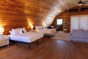 1 bedroom, desk, WiFi, bed sheets