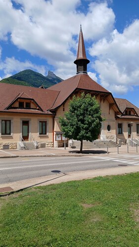 Bel appartement avec jardin entre lac et montage