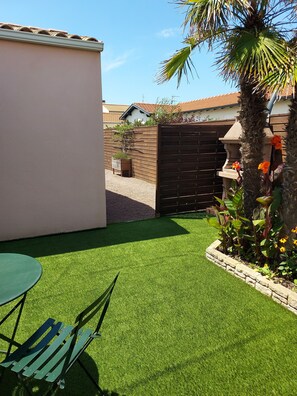 Terrace/patio - Self-contained studio 26 m2 (Châtelaillon-Plage)