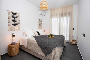 Iron/ironing board, WiFi, bed sheets - Escape to Villa Laura, a stunning retreat in the heart of Afantou, Rhodes. (Rhodes)